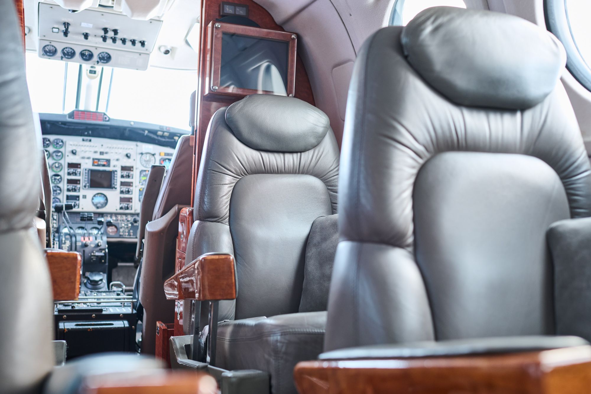 images/Aircrafts/Beechcraft King Air/King Air D-IVIP-025.jpg